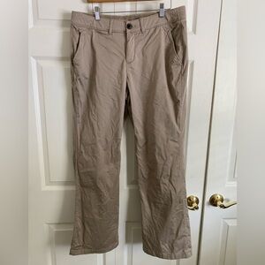 Women's Khaki Pant w/ stretchy waist & pockets